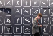 Семейные игры на площадках Лужники, Авангард, Фили в зимней Москве semejnye igry na ploshhadkah luzhniki avangard fili v zimnej moskve-ekbonline-ru-0