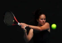 Дарья Касаткина с радостью приняла гражданство Австралии darya kasatkina s radostyu prinyala grazhdanstvo avstralii-ekbonline-ru-0