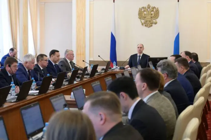 Денис Паслер с Правительством Свердловской области: новые инициативы-0