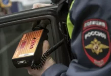 Дмитрий Славнов объясняет, почему автоюрист советует снять плёнку dmitrij slavnov obyasnyaet pochemu avtoyurist sovetuet snyat plyonku-ekbonline-ru-0