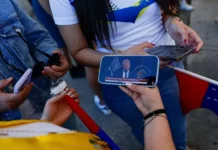 Дональд Трамп делится подробностями диалога США и Венесуэлы после ухода Мадуро donald tramp delitsya podrobnostyami dialoga ssha i venesuely posle uhoda maduro-ekbonline-ru-0