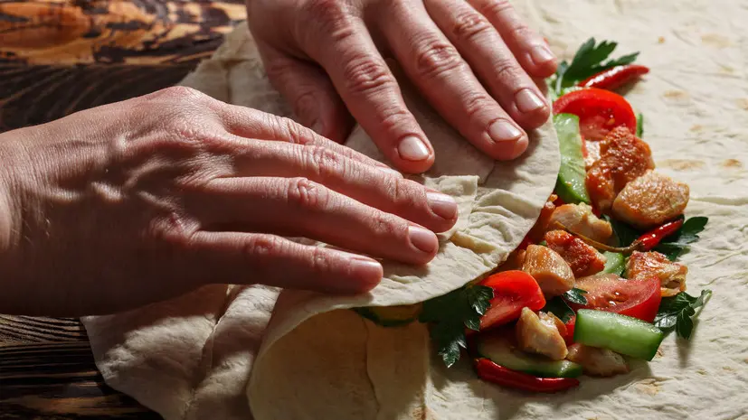 KP.RU: 80% россиян считают правильным название «шаурма», а не «шаверма»