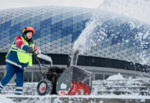 Коммунальные службы Москвы оперативно ликвидируют последствия шторма «Фрэнсис» kommunalnye sluzhby moskvy operativno likvidiruyut posledstviya shtorma frensis-ekbonline-ru-0