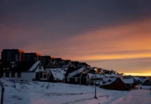 Кремль оценил возможную продажу Гренландии и Аляски Путину и Трампу kreml oczenil vozmozhnuyu prodazhu grenlandii i alyaski putinu i trampu-ekbonline-ru-0