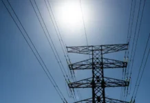 Мирошник: атаки ВСУ вызвали массовые сбои электроснабжения miroshnik ataki vsu vyzvali massovye sboi elektrosnabzheniya-ekbonline-ru-0