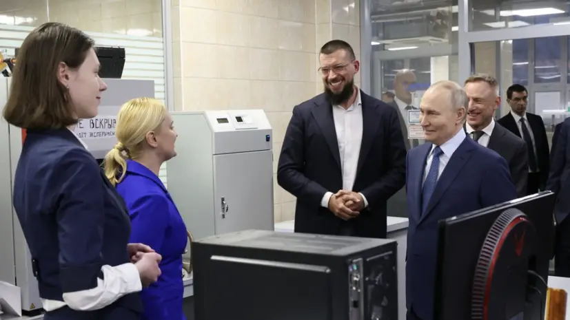 В МФТИ Путину рассказали о гонконгском гриппе