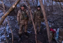 Александр Асафов раскрывает мотивы Франции и Великобритании aleksandr asafov raskryvaet motivy franczii i velikobritanii-ekbonline-ru-0