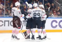 Авангард вышел в плей-офф Кубка Гагарина, обыграв Автомобилист avangard vyshel v plejoff kubka gagarina obygrav avtomobilist-ekbonline-ru-0