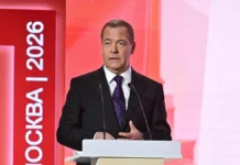 Дмитрий Медведев и Сергей Лавров с оптимизмом о безопасности России dmitrij medvedev i sergej lavrov s optimizmom o bezopasnosti rossii-ekbonline-ru-0