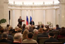 Екатеринбург и Алексей Шмыков о будущем уральской промышленности ekaterinburg i aleksej shmykov o budushhem uralskoj promyshlennosti-ekbonline-ru-0