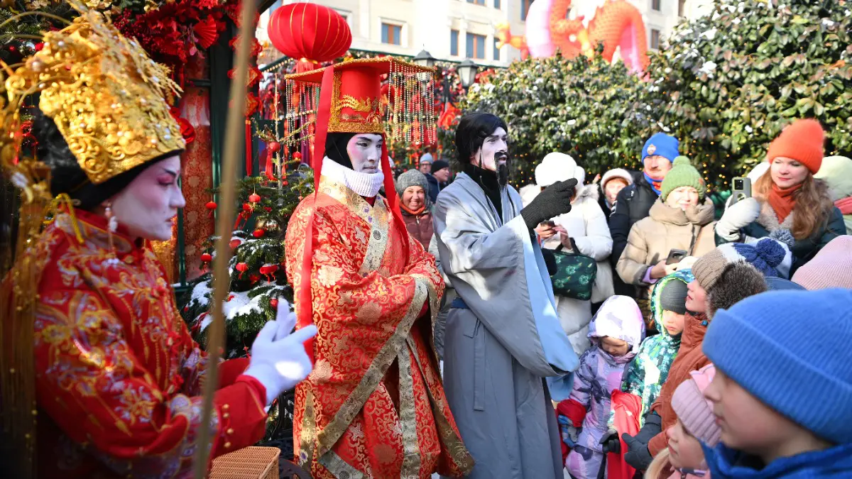 Хор из Внутренней Монголии, гравюры и лапша Ло Мейн: как пройдет последняя неделя Китайского Нового года