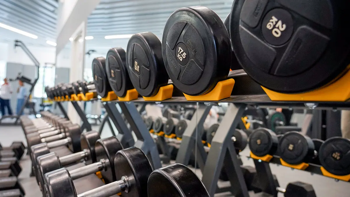 Общественник Иванов призвал ввести обязательный дресс-код в спортзалах