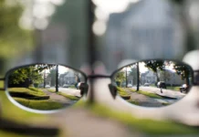 Как свет и очки спасают зрение от близорукости и смартфонов kak svet i ochki spasayut zrenie ot blizorukosti i smartfonov-ekbonline-ru-0