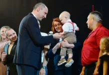 Паслер и Бабушкина принимают решения для будущего Свердловской области pasler i babushkina prinimayut resheniya dlya budushhego sverdlovskoj oblasti-ekbonline-ru-0