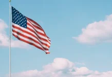 Скотт Риттер оценил перспективы США: Технологии и ДСНВ skott ritter oczenil perspektivy ssha tehnologii i dsnv-ekbonline-ru-0