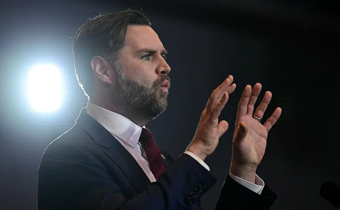 Джей Ди Вэнс (Jim Watson / Reuters)