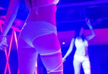 Дмитрий Цыпченко из Крыльев Советов и Торпедо—истории ярких поездок dmitrij czypchenko iz krylev sovetov i torpedoistorii yarkih poezdok-ekbonline-ru-0