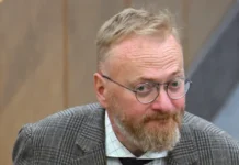 Госдума обсуждает идеи Дерипаски и мнение Милонова о шестидневке gosduma obsuzhdaet idei deripaski i mnenie milonova o shestidnevke-ekbonline-ru-0