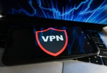 Максут Шадаев высказался против штрафов за VPN-сервисы maksut shadaev vyskazalsya protiv shtrafov za servisy-ekbonline-ru-0