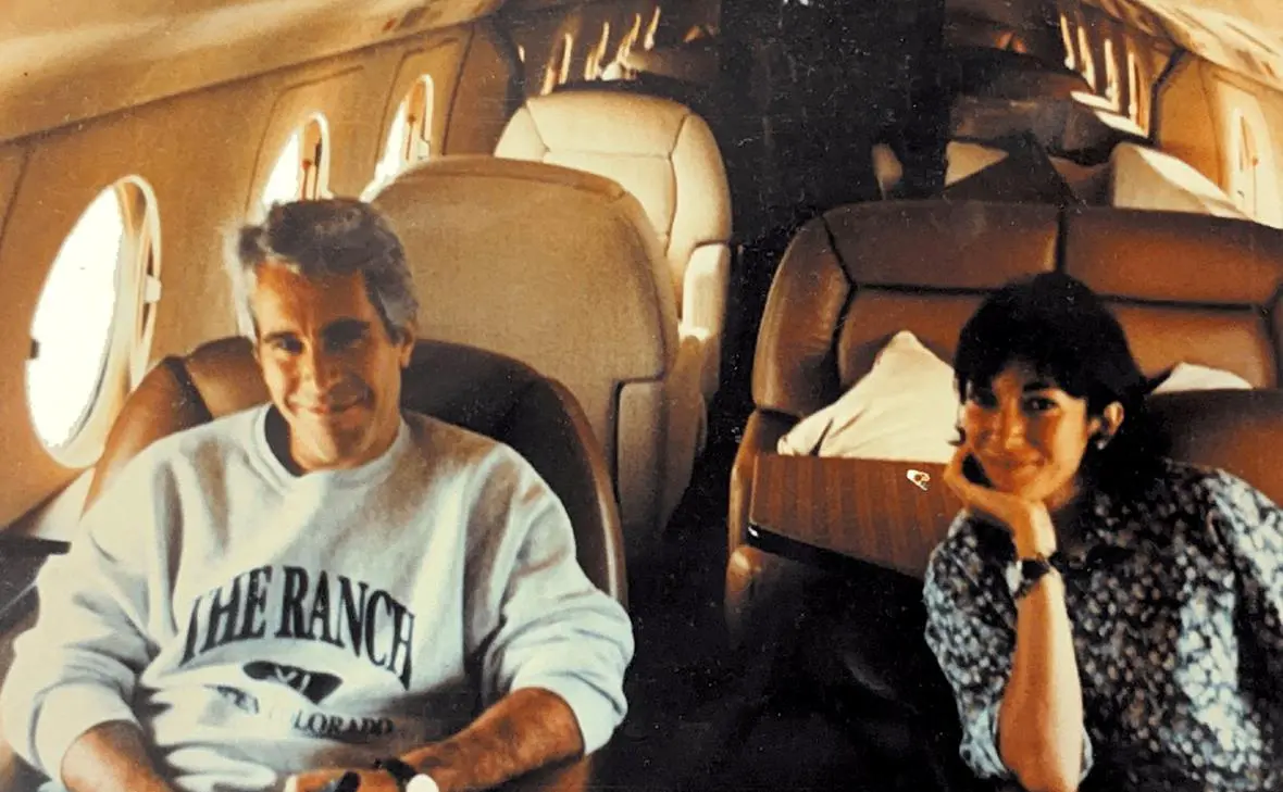 Джеффри Эпштейн и Гислейн Максвелл (U.S. Justice Department / Reuters)