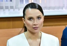 Оптимистка Валерия Чекалина Лерчек борется с раком желудка optimistka valeriya chekalina lerchek boretsya s rakom zheludka-ekbonline-ru-0