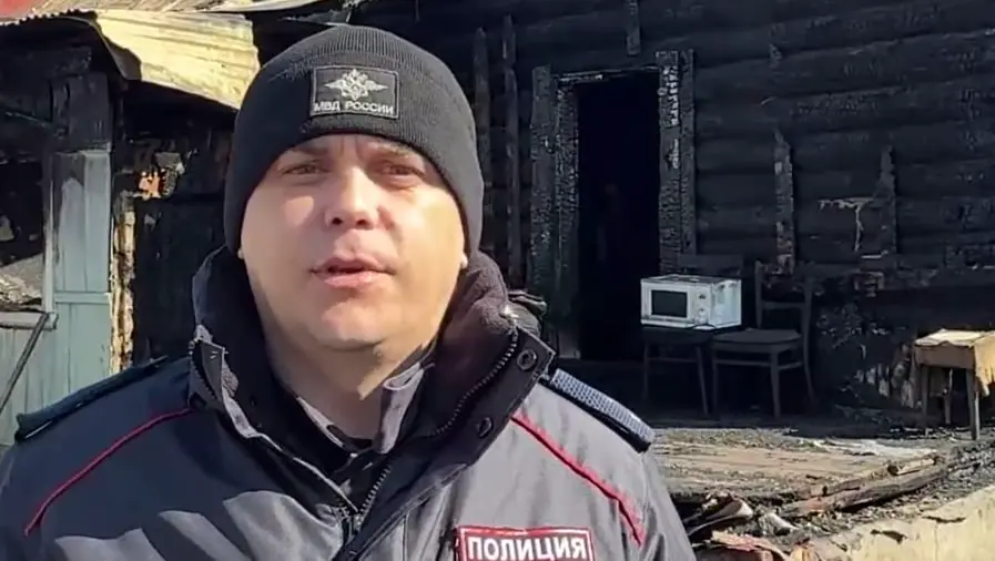 Силовики спасли 16-летнюю девушку из горящего дома в Красногорске