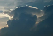 Роскосмос спутниками показал мощный циклон в Дагестане roskosmos sputnikami pokazal moshhnyj cziklon v dagestane-ekbonline-ru-0