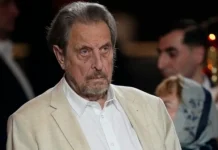 Эррол Маск в России рассказал об уникальной стоимости связи errol mask v rossii rasskazal ob unikalnoj stoimosti svyazi-ekbonline-ru-0