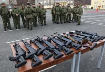 Концерн Калашников срочно отгружает АК-12 для СВО konczern kalashnikov srochno otgruzhaet ak12 dlya svo-ekbonline-ru-0