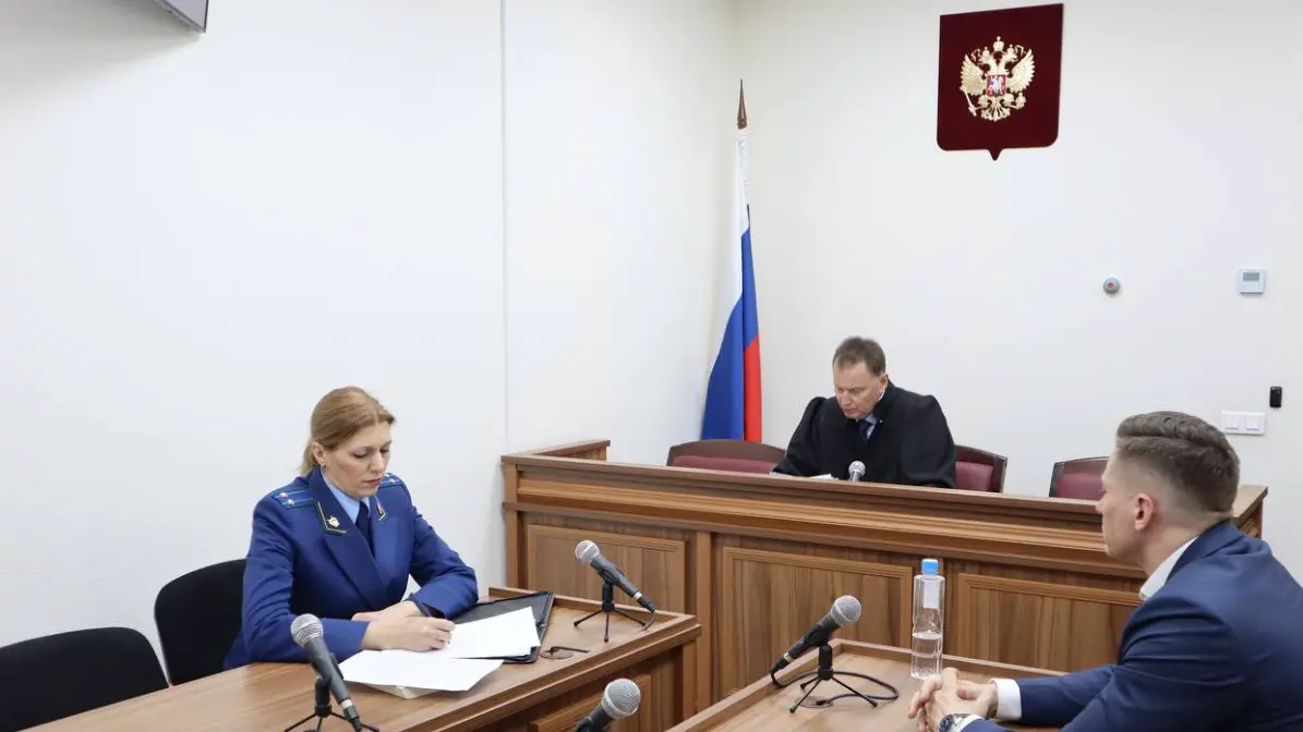 Суд оставил в СИЗО директора скандальной клиники «Свобода» в Кузбассе