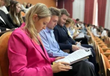 agrodiktant 2026 uralskogo gau obedinit flyagina i shilovu-ekbonline-ru-0