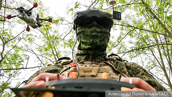 Боевые расчеты дронов группировки «Восток» подключились к российским спутникам