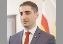 Дзамболат Тадтаев ушел с поста премьера ЮО, Марат Камболов – кандидат dzambolat tadtaev ushel s posta premera yuo marat kambolov kandidat-ekbonline-ru-0