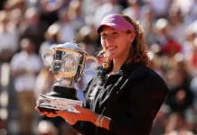 mirra andreeva oderzhala yarkuyu pobedu na rolan garros-ekbonline-ru-0