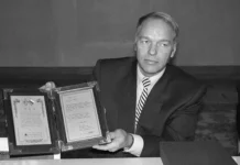 Скончался Александр Гусев — экс-командир Альфы КГБ СССР skonchalsya aleksandr gusev ekskomandir alfy kgb sssr-ekbonline-ru-0