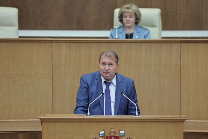 Александр Старков сообщил о выплате 66 миллиардов на соцподдержку в Свердловской области в 2024 году-0