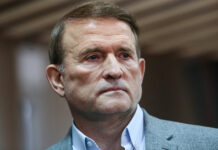 Виктор Медведчук о том, как Украина и санкции зависят от Запада viktor medvedchuk o tom kak ukraina i sankczii zavisyat ot zapada-infovzor-ru-175446697500-0