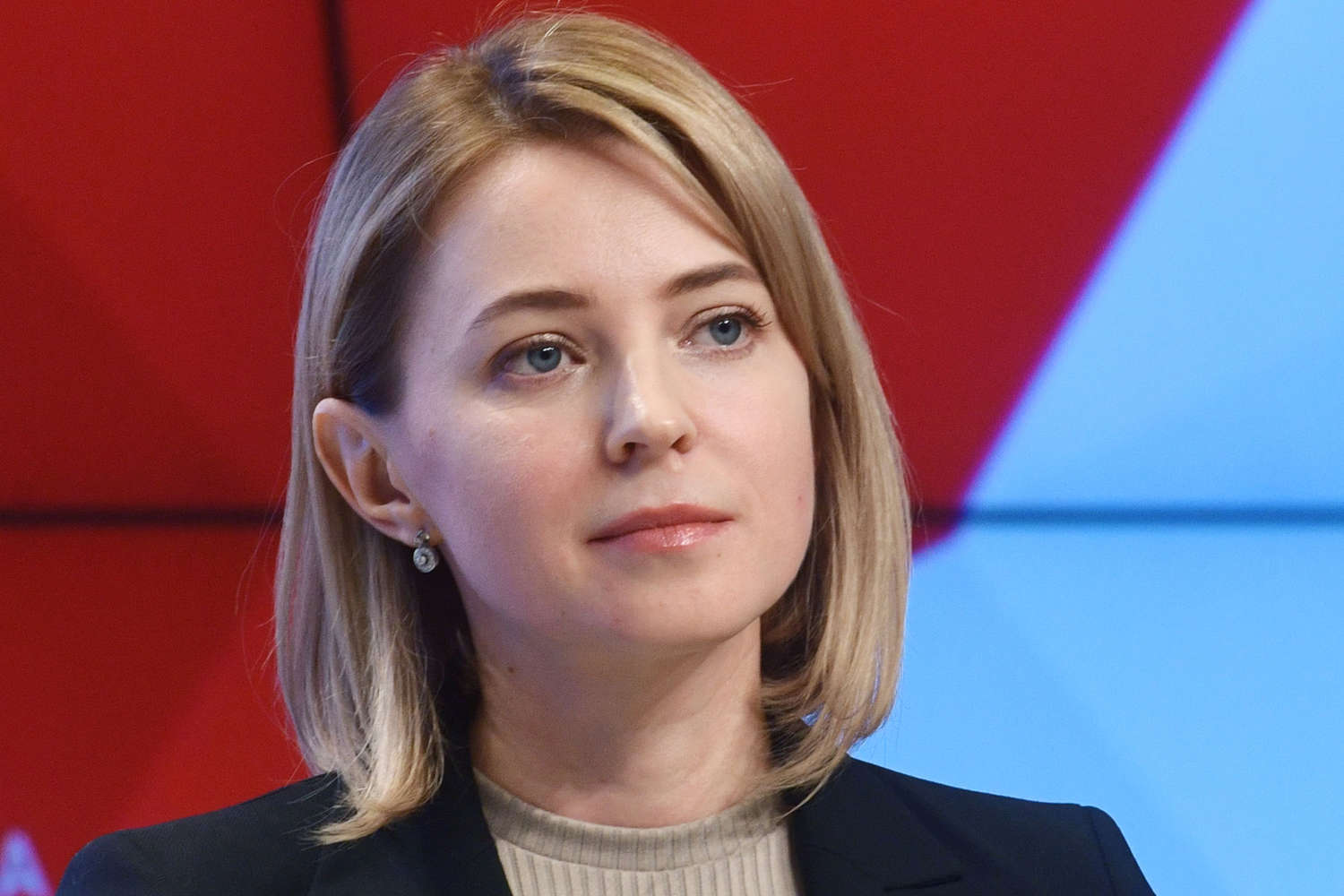 Владимир Жириновский и Наталья Поклонская объясняют путь экс-прокурора в политику-0