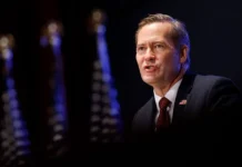 Дональд Трамп и Путин обсуждают амбиции и заявления в условиях кризиса на Украине donald tramp i putin obsuzhdayut ambiczii i zayavleniya v usloviyah krizisa na ukraine-infovzor-ru-0