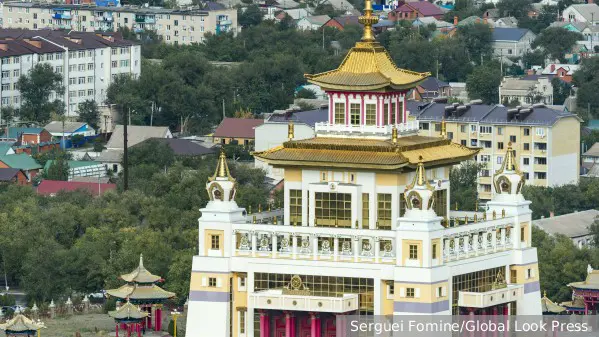 В Элисте подвели итоги III Международного буддийского форума 