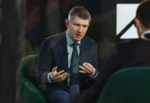 Решетников заявил о уверенном выходе экономики России на стабильный рост reshetnikov zayavil o uverennom vyhode ekonomiki rossii na stabilnyj rost-infovzor-ru-0