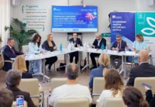 assocziacziya menedzherov provedet obsuzhdenie o vliyanii mnogodetnyh zhenshhin na liderstvo-infovzor-ru-0