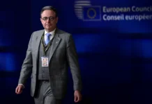 Барт де Вевер заявил, что Бельгия не поддержит конфискацию активов РФ без ЕС bart de vever zayavil chto belgiya ne podderzhit konfiskacziyu aktivov rf bez es-infovzor-ru-0