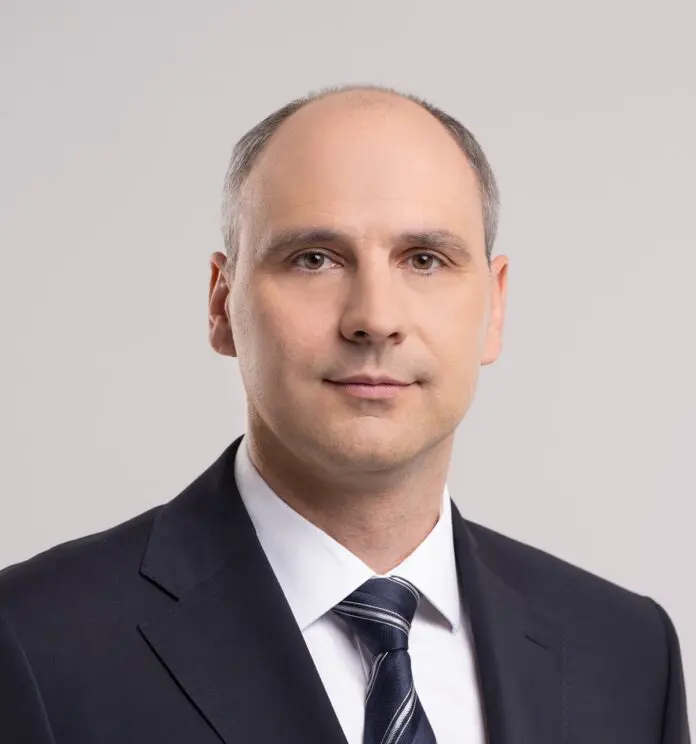 Денис Паслер считает, что память о репрессиях объединяет жителей Свердловской области-0