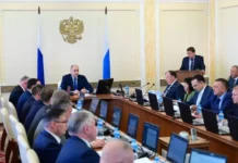 denis pasler uvelichil kompensacziyu arendy zhilya do 20 tys dlya medikov sverdlovskoj oblasti-infovzor-ru-0