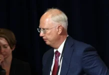 Кирилл Дмитриев и Стив Уиткофф обсуждают новый этап обмена заключёнными kirill dmitriev i stiv uitkoff obsuzhdayut novyj etap obmena zaklyuchyonnymi-infovzor-ru-0