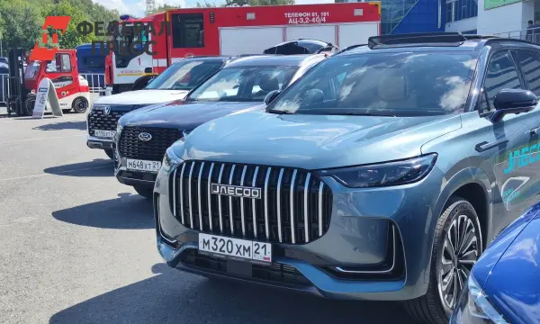 Кроссоверы китайских брендов становятся популярными на российском рынке SUV-0