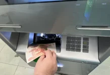 Михаил Хачатурян из Финансового Университета пояснил обновлённые лимиты на снятие наличных mihail hachaturyan iz finansovogo universiteta poyasnil obnovlyonnye limity na snyatie nalichnyh-infovzor-ru-0