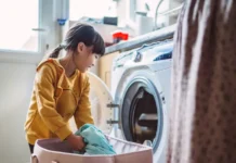 Милена Мартынова из Колледжа городских предпринимателей обсуждает трудовое воспитание детей по ТК России milena martynova iz kolledzha gorodskih predprinimatelej obsuzhdaet trudovoe vospitanie detej po tk rossii-infovzor-ru-0