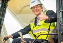 Патрик Гелсингер покинул Intel и компания сталкивается с новыми вызовами patrik gelsinger pokinul  i kompaniya stalkivaetsya s novymi vyzovami-infovzor-ru-0